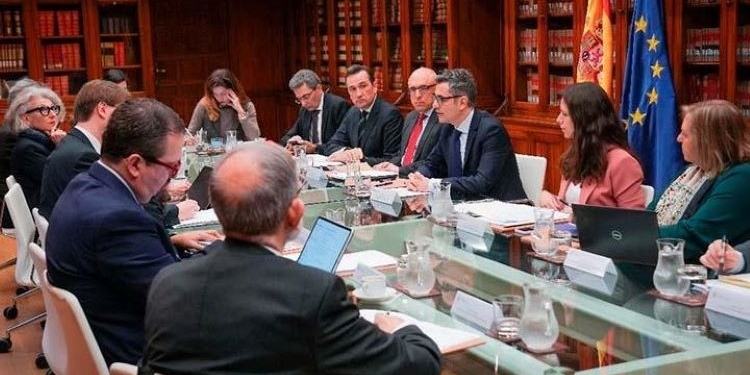 La Comisión de Venecia aborda la Ley de Amnistía con Bolaños, los jueces y los partidos