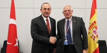 España se ofrece como “firme valedor” de las aspiraciones europeas de Turquía