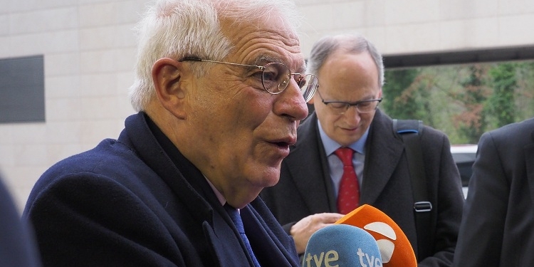 Borrell: “La UE no pretende ahogar a Venezuela, pero es demasiado lenta con Maduro”
