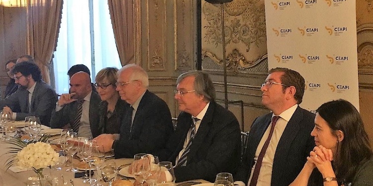 Borrell recuerda que España destina a Iberoamérica el 30% de su inversión exterior