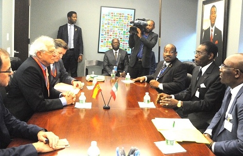 Borrell reitera a Obiang la importancia del 50 aniversario y de los DDHH