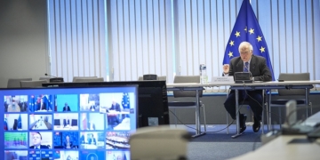 González Laya pide una mayor coordinación europea para repatriar turistas