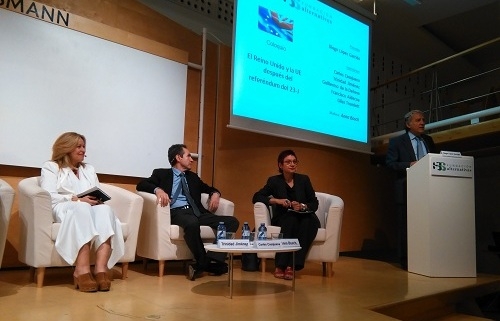 Trinidad Jiménez: “Cameron se lo ha puesto en bandeja a los que votan con las tripas”