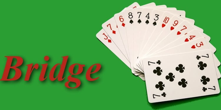  Cómo jugar al juego de cartas Bridge en línea