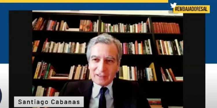 El embajador de España lamenta los ataques al “rico legado español en EEUU”