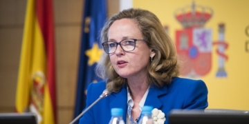 Nadia Calviño reedita el fiasco de Guindos y tampoco podrá presidir el Eurogrupo