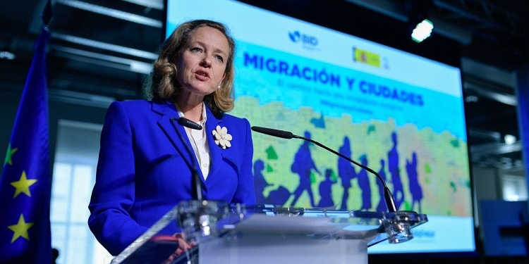 España aporta cinco millones de dólares a las políticas migratorias del BID