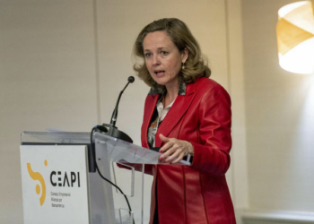 La ministra de Economía, Nadia Calviño.