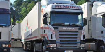 España aprueba un acuerdo con Andorra sobre transporte por carretera