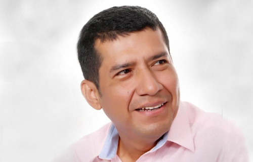 Daniel Ortega designa al escritor Carlos Midence nuevo embajador en España