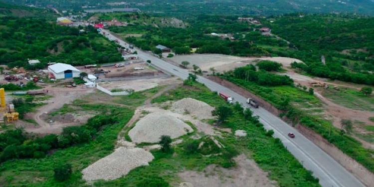 España presta 94 millones a Guatemala para desarrollar su principal ruta de exportaciones