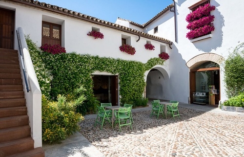 Córdoba, Madrid y Exteriores deben más de 300.000 euros a Casa Árabe