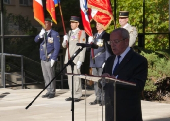El embajador de Francia reclama “una auténtica Defensa europea” en el aniversario del Armisticio