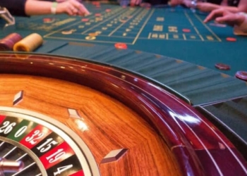 Qué casinos españoles aceptan depósitos de 2 euros o más: el top 5 de Romain Feriolo