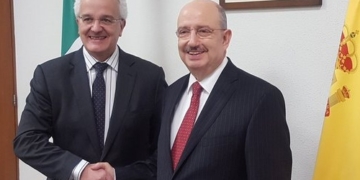 Castro analiza en México la modernización del acuerdo global con la UE