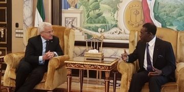 España traslada a Obiang su «apoyo decidido» a la democracia y los DDHH