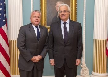 Castro aborda la OTAN y Venezuela con su homólogo de EEUU en Washington