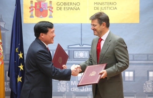 Entra en vigor el tratado de asistencia judicial entre España y Vietnam