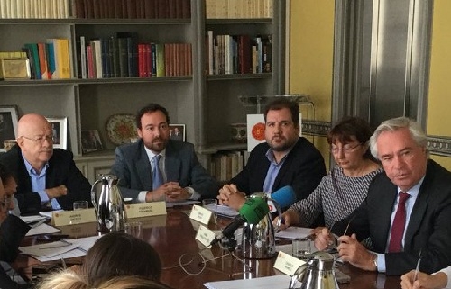 Elcano lamenta la falta de un estrategia de diplomacia pública para Cataluña