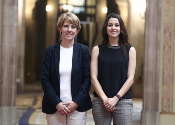 La ‘macronista’ Samantha Cazebonne representará a los franceses de España