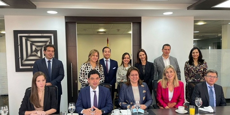 Colombia se pone “a disposición” de CEAPI para impulsar la colaboración público-privada