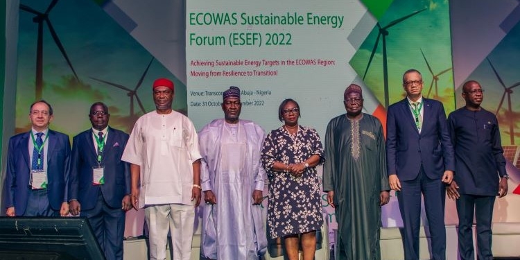 CEDEAO premia a AECID por su apoyo a las energías renovables en África Occidental