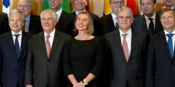 Dastis pide a Tillerson que no se pongan aranceles a las aceitunas negras