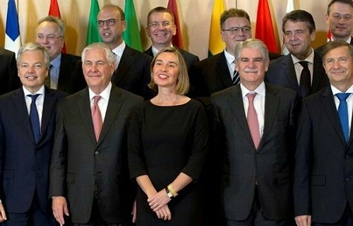 Dastis pide a Tillerson que no se pongan aranceles a las aceitunas negras