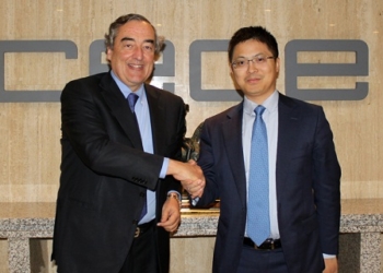 China irrumpe con fuerza en la CEOE a través de la multinacional Huawei