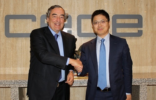 China irrumpe con fuerza en la CEOE a través de la multinacional Huawei