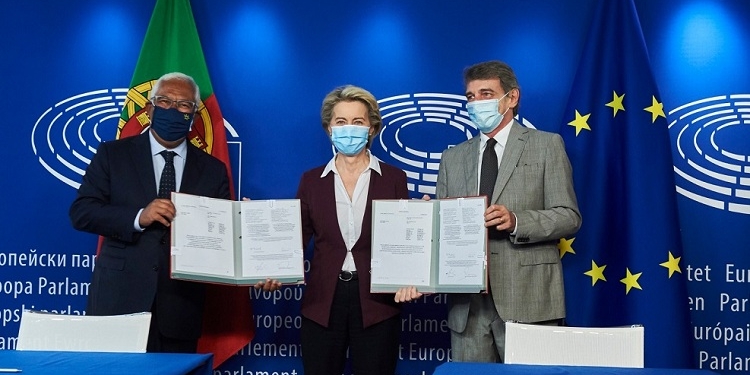 Von der Leyen, Sassoli y Costa presiden la entrada en vigor oficial del certificado COVID