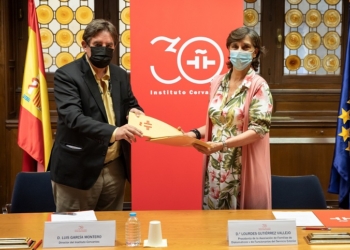 El Cervantes formará a los familiares de diplomáticos como profesores de español