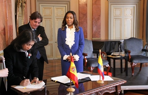 El Instituto Cervantes refuerza su cooperación con Colombia hasta 2021