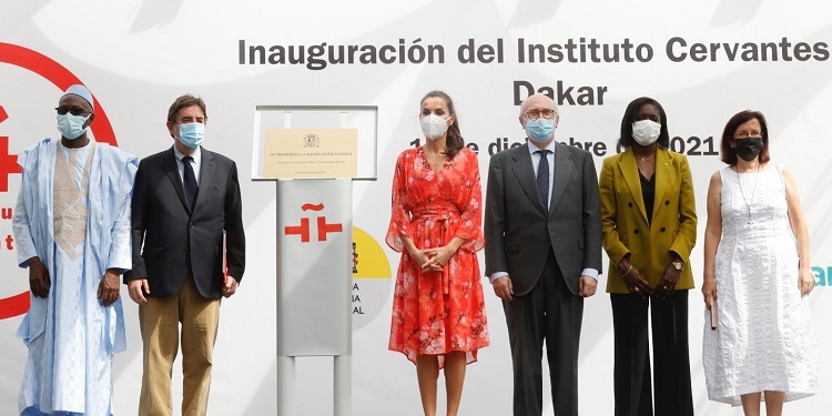 La Reina inaugura en Dakar la mayor apuesta del Cervantes en África Subsahariana