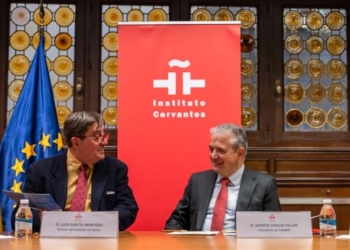 Instituto Cervantes y fundación FUNIBER reforzarán la formación de profesores de español en Angola