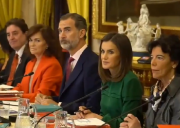 García Montero: “El Cervantes de Gibraltar funcionaba y su cierre fue político»