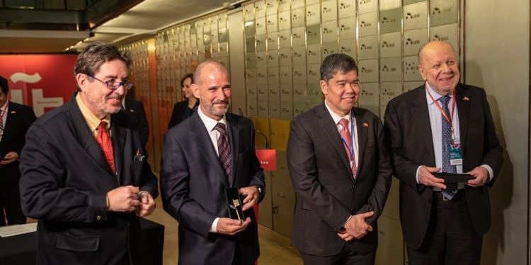 El Cervantes rinde homenaje en Madrid a José Rizal, héroe de la independencia filipina