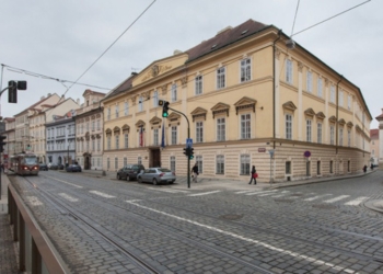 Madrid y Praga se comprometen a reforzar la enseñanza de español en República Checa