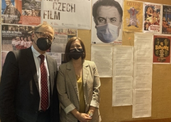 El embajador de la República Checa inaugura en Zaragoza un ciclo de cine checo