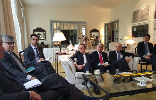 Pekín y Madrid ven en la negociación de un acuerdo UE-China «enormes posibilidades»