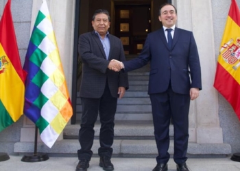 Bolivia quiere que España abogue por suprimir el visado Schengen para los bolivianos