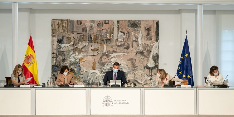 Sánchez perfila la remodelación de su Gobierno para recuperar la iniciativa