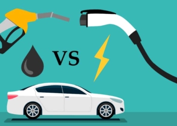 ¿Debo comprar un coche eléctrico o híbrido?