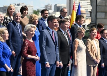 Von der Leyen insta a España a “dirigir muy hábilmente” el proceso de adhesión de Ucrania