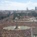 La derecha se echa a la calle para frenar los indultos de Sánchez a sus aliados independentistas