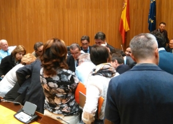 Gobierno y partidos pactan, a la vista de todos, la postura española sobre refugiados