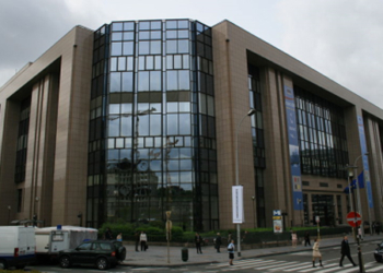 Macron lidera el apoyo europeo a la posición de Rajoy en la crisis catalana