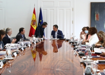 El Gobierno garantiza la seguridad a los españoles ante los últimos ataques en Ucrania