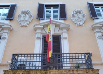 Los Consulados de España en Italia atendieron 5.500 consultas desde el cierre aéreo