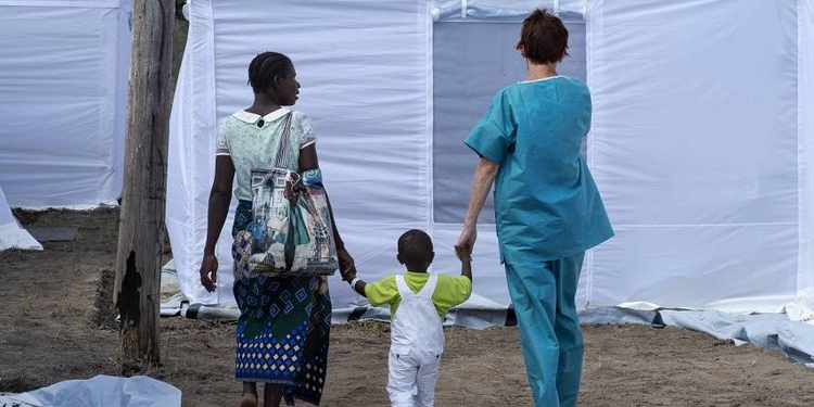 Más de 2.700 españoles se dedican a la cooperación y a la acción humanitaria en el exterior